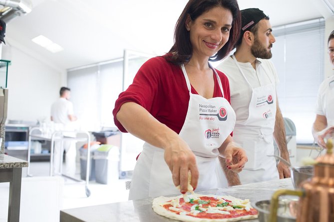 Neapolitan Pizzamaker for One Day - Meeting the craft: welcome coffee and the pizza story that matters