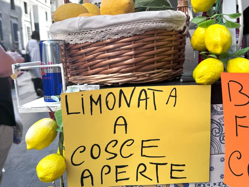 No Diet Club - Unique Food Tour in Napoli with many Tastings - What you actually taste: mozzarella, fried pizza, tarallo, and fried fish