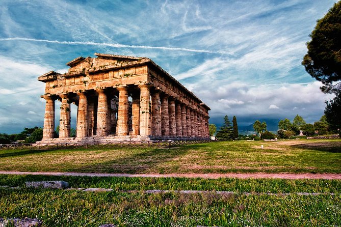 Pastum and Buffalo Mozzarella Drive - Inside Paestum’s National Archaeological Museum: The Tomb of the Diver