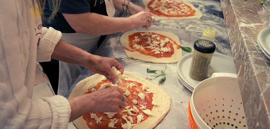 Pizza lesson - Wood-Fired Oven Baking: Timing, Heat, and Texture