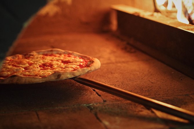 Pizza School, Learn the authentic art of making Pizza - The 5:00 pm start, meeting point, and how the transfer affects your time