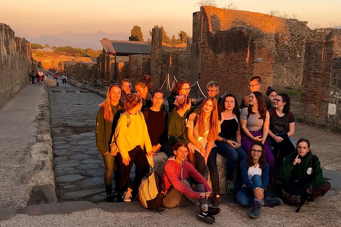 Pompei Guided Tour at Sunset - Who This Sunset Pompeii Tour Fits Best