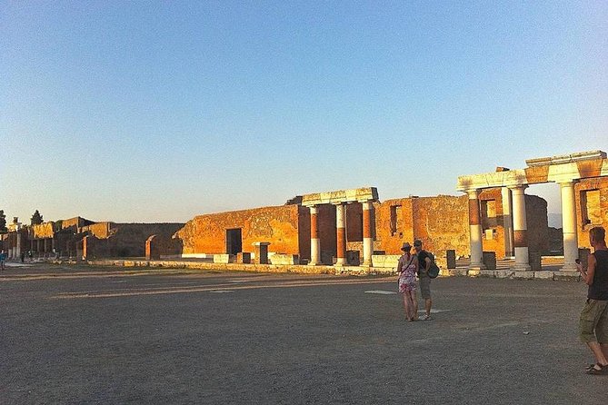 Pompei Guided Tour at Sunset - Pompeii Explained in Human Terms: The AD 79 Burial Story