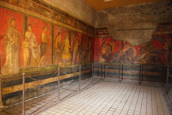 POMPEI Half Day TOUR - Departure from NAPLES Centre (TICKET INCLUDED) - 8:00 am Naples pickup, and why the meeting point matters