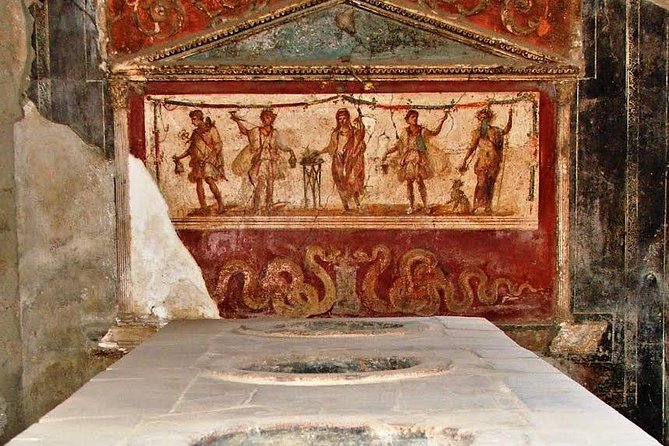 Pompei Skip The Line 2-Hours Guided Tour in English or Italian - Group size and pacing: small enough to feel personal, short enough to keep energy