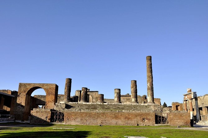 Pompeii: 2 Hour Private Tour with an Archeologist Guide - Key Highlights You’ll Feel Immediately