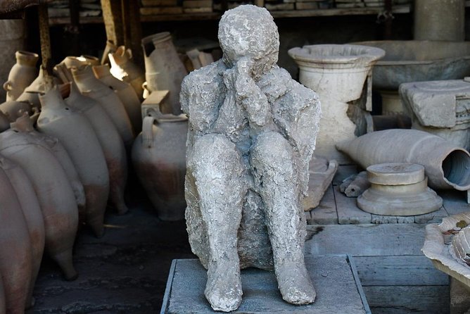 Pompeii: 2H Family friendly Tour with an Archeologist Guide - Who this Pompeii tour fits best