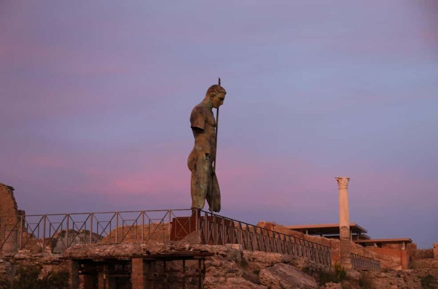 Pompeii : 2h small group tour with an archeologist - After the tour, use your new perspective on your own
