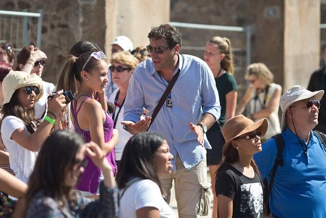 Pompeii 3 Hours Walking Tour Led by an Archaeologist - What an archaeologist-led guide changes in Pompeii