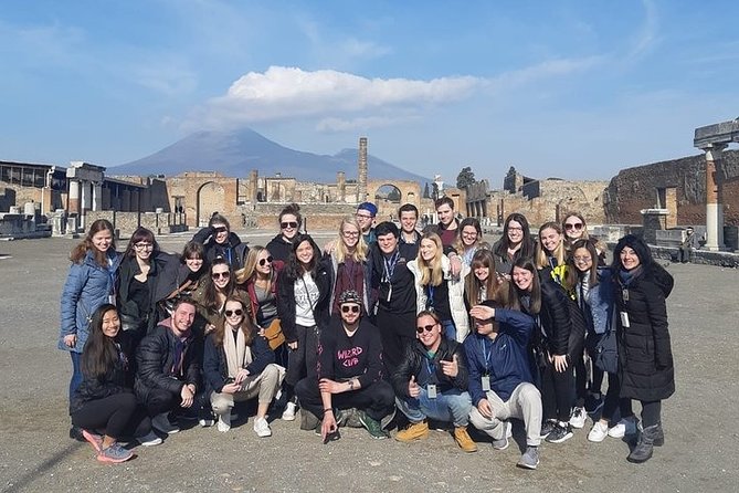 Pompeii 360° - 4-hour tour with an expert Guide in archaeology - Beginning at Anfiteatro Romano: the best “first lesson” in Pompeii