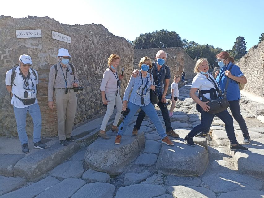 Pompeii: 3D Walking Tour with Entry Ticket - After the tour: staying on your own with your new mental map
