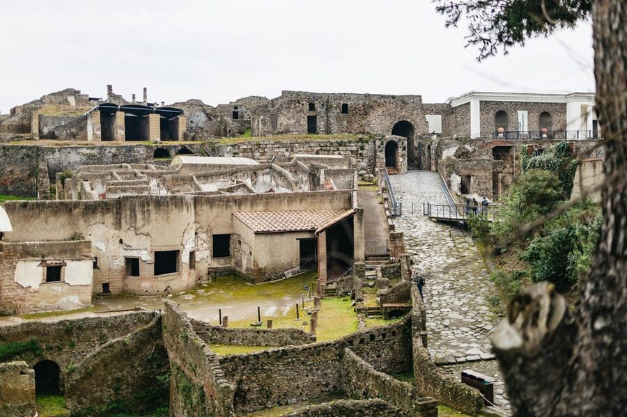 Pompeii: Afternoon to Sunset Guided Tour with Ticket - Thermal Baths and Street Life: Where Romans Cleaned Up and Socialized