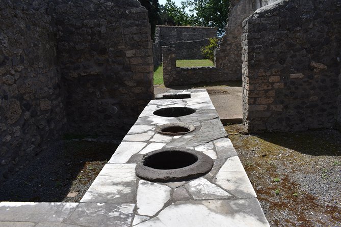 Pompeii & Amalfi Coast Tour from Naples or Sorrento - Optional Food Stops: How Lunch Can Happen on the Fly