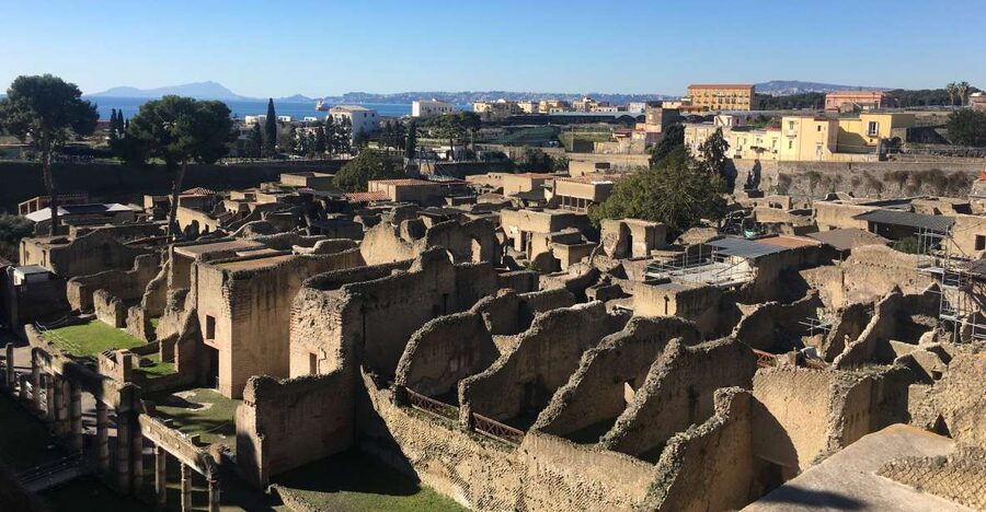 Pompeii and Herculaneum: Guided Tour with an Archaeologist - Why this Pompeii and Herculaneum day works so well