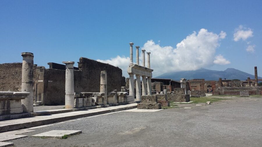 Pompeii and Herculaneum: Private Tour from Naples - Herculaneum: smaller than Pompeii, but sharper details