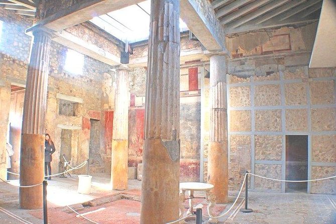 Pompeii and Herculaneum Private Tour with Native Guide and Skip the Line Tickets - Parco Acheologico di Ercolano: getting a different feel in Herculaneum