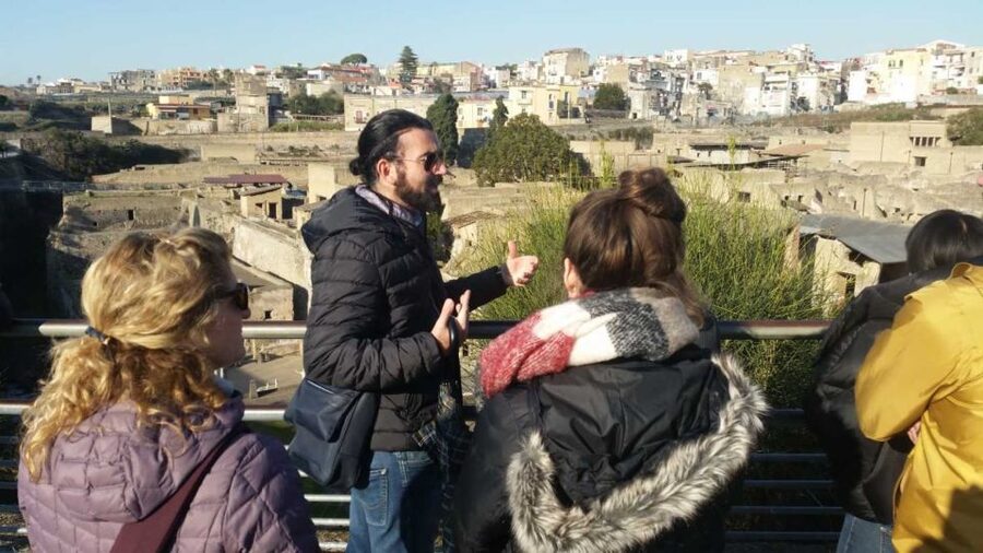 Pompeii and Herculaneum: Private Tour with Transportation - Pompeii and Herculaneum: what this day trip does right