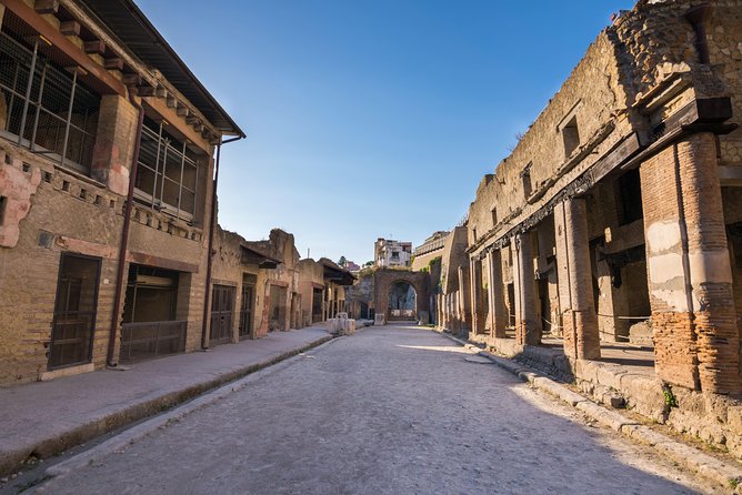 Pompeii and Herculaneum small group tour - skip the line - The train transfer to Herculaneum: quick, straightforward, but plan your time