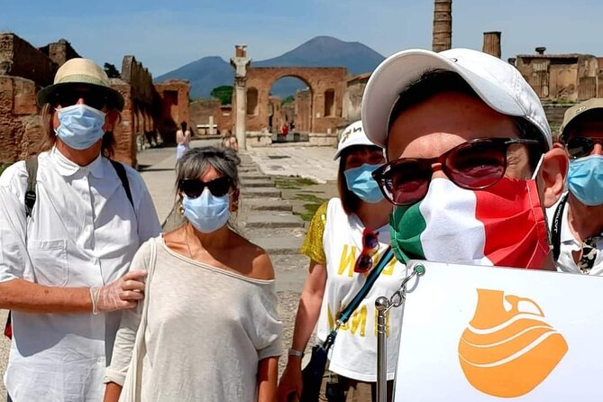 Pompeii and Herculaneum Small Group Tour with an Archaeologist - Lunch break: convenient, but choose your mindset