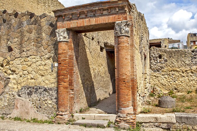 Pompeii and Herculaneum Small Group Tour with an Archaeologist - How I’d decide if this tour fits your style