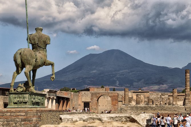 Pompeii and Naples Tour by High-Speed Train - Key things to know before you go