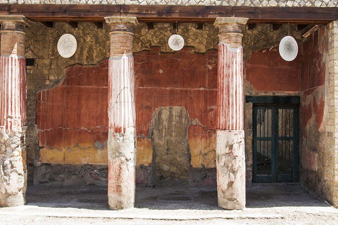 Pompeii and Naples Tour by High-Speed Train - Price and logistics: is $377.35 good value?