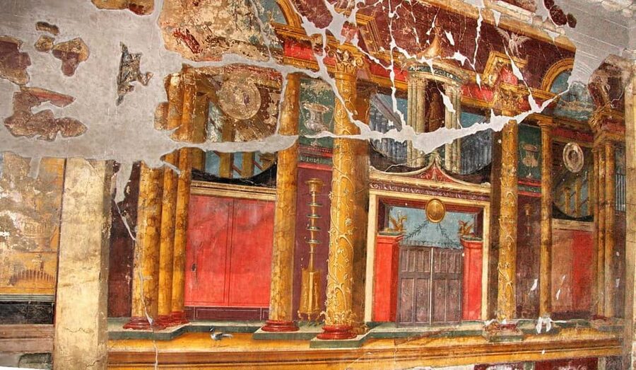 Pompeii and Oplontis: Small Group Tour with an Archaeologist - Homes with frescoes: House of Menander and ancient domestic life