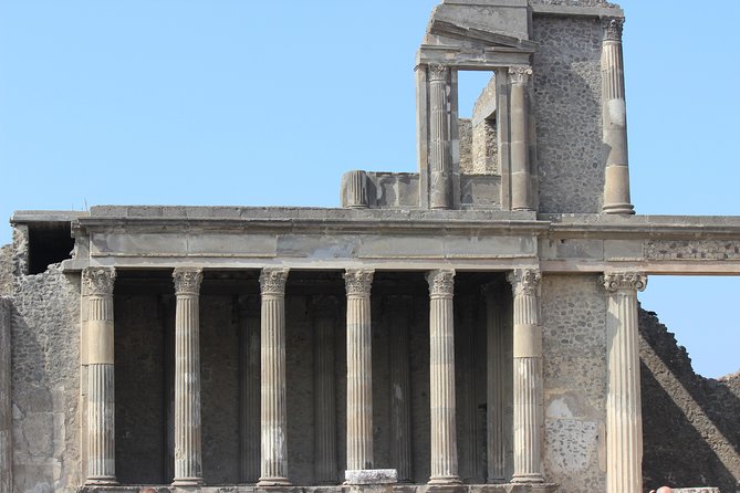 Pompeii and Vesuvius from Naples. Private activity - Price and value: is $768.90 per person worth it?