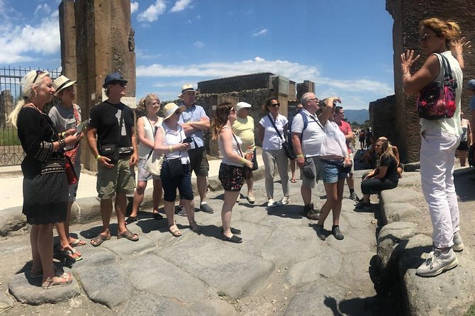 Pompeii and Vesuvius Small Group Tour From Naples with Pizza - Who should book this, and who should think twice