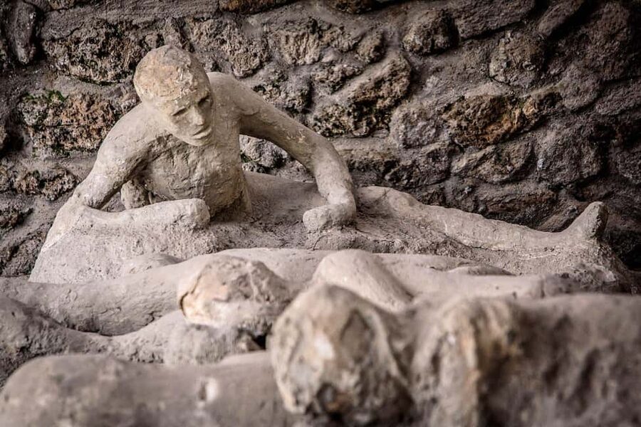 Pompeii: Archeological Tour & Wine Tasting at Mt. Vesuvius - Weather, heat, and comfort tips that actually help