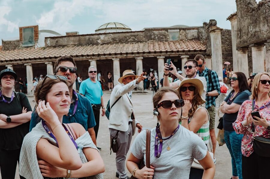 Pompeii: Entry Ticket and Guided Tour with an Archaeologist - House of Menander, Wealth, Style, and Everyday Domestic Clues