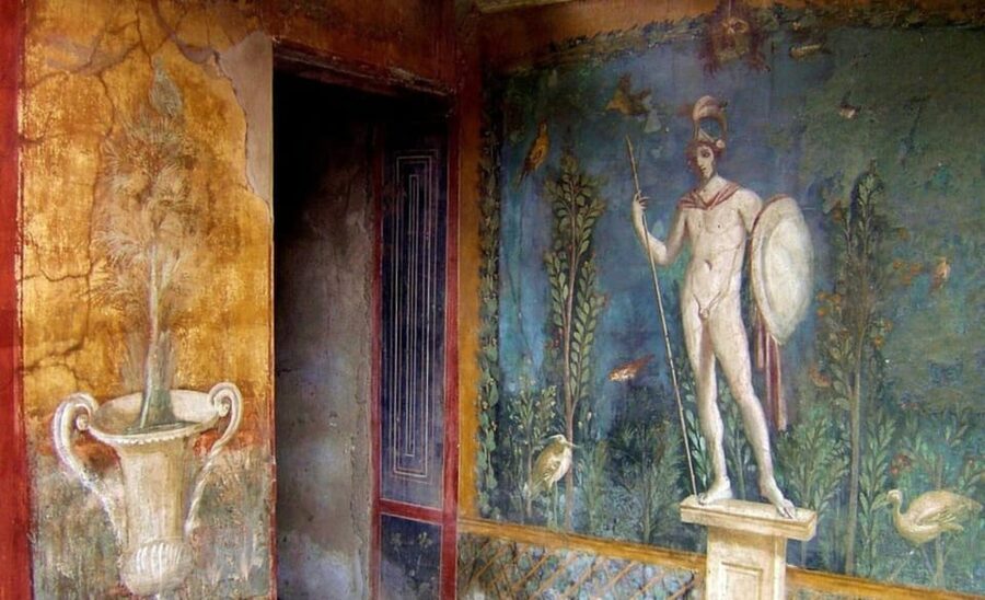 Pompeii: Entry Ticket & Guided Tour with an Expert Historian - Tips to Get More Out of Pompeii on Any Day