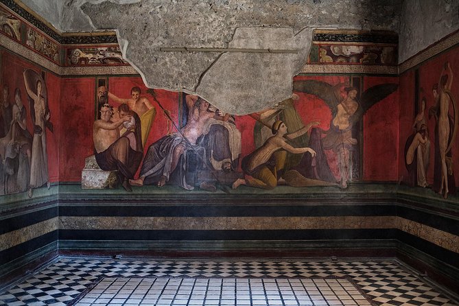 Pompeii excavations: skip-the-line private tour - Homes with Frescoes and Mosaics: The Villa dei Misteri Effect