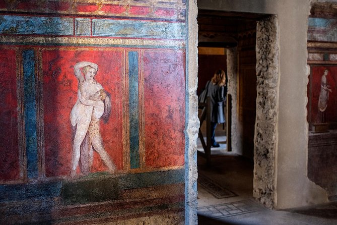 Pompeii excavations: skip-the-line private tour - The Casts of the Victims: A Moving, Unavoidable Moment
