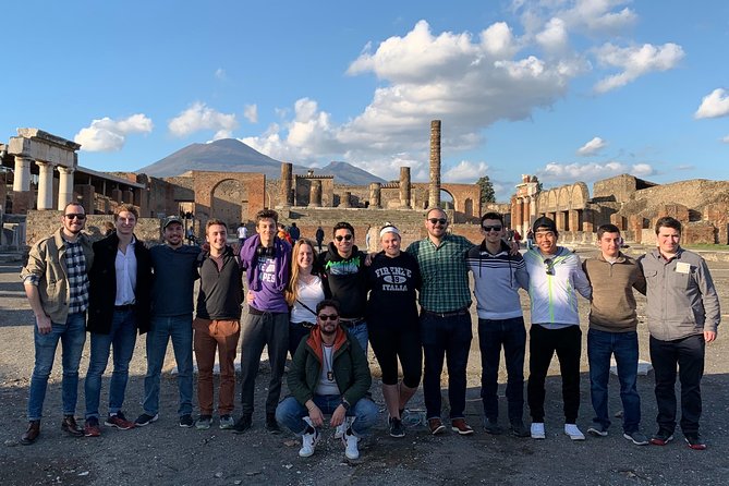 PompeiI Exclusive Tour with your Archaeologist in a Small Group - Markets, baths, and the thermopolium: daily life in plain sight
