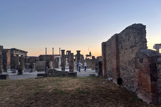 Pompeii from Afternoon to Sunset - Who should book this Pompeii afternoon-to-sunset tour