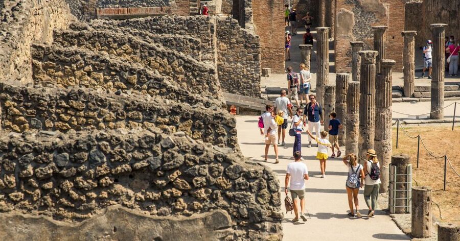 Pompeii: Guided Tour and Skip-the-Line Ticket - Group Size, Headsets, and Guide Style