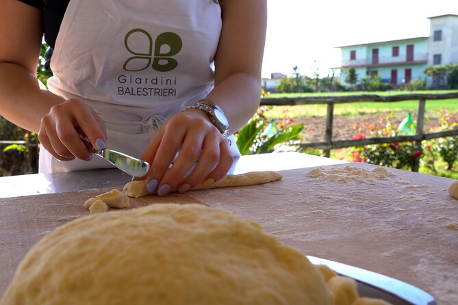 Pompeii: guided tour of the ruins and cooking class fresh pasta - The Archaeological Park route: theaters, baths, forums, and temples