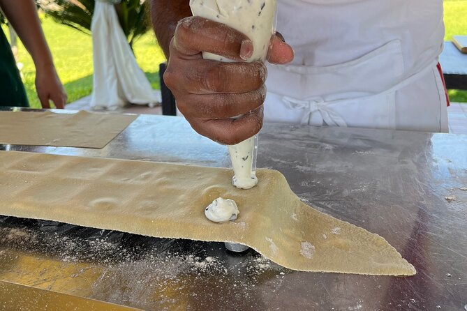 Pompeii: guided tour of the ruins and cooking class fresh pasta - What lunch actually feels like (and what you’re included for)