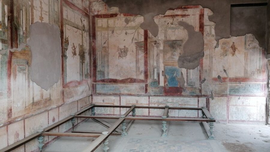 Pompeii: Guided Tour with Archaeologist with max. 12 People - House of Menander to Terme Stabiane: Art, Mosaics, and Daily Routine
