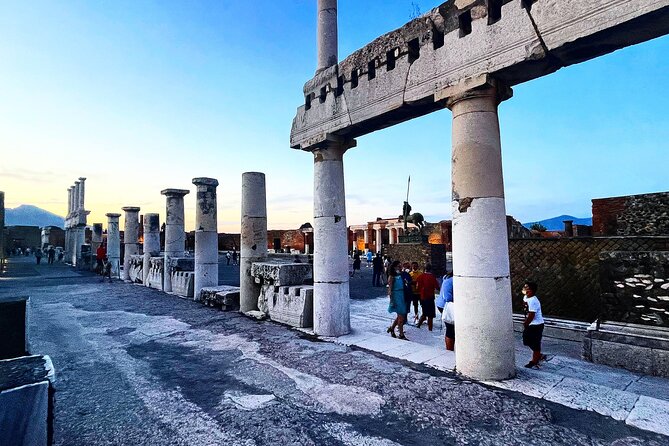 Pompeii: Guided Tour with Skip-the-Line Entry - Why Pompeii Needs a Guide More Than Most Ruins