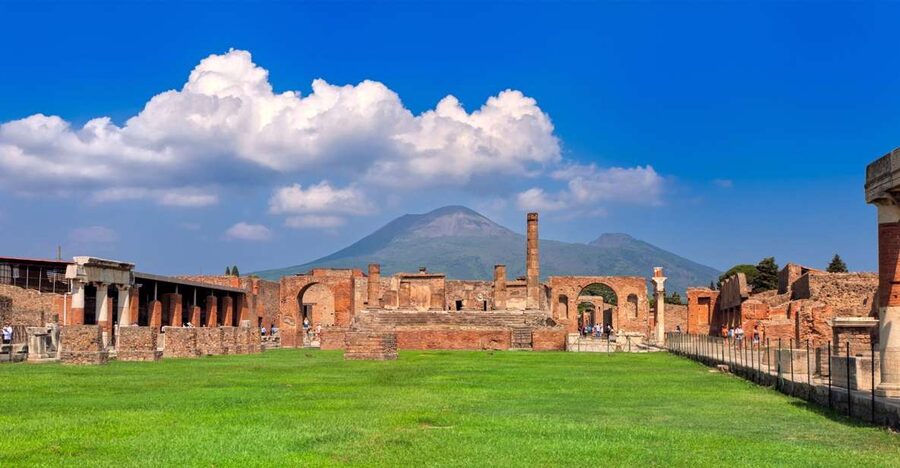 Pompeii, Herculaneum, and Vesuvius: Full-Day Tour - How the 8-hour Pompeii, Herculaneum, and Vesuvius loop really works