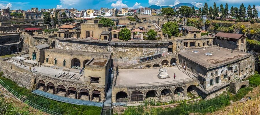Pompeii, Herculaneum and Vesuvius Tour - Pompeii ruins with audio guide rental: skip the line, plan for restrictions