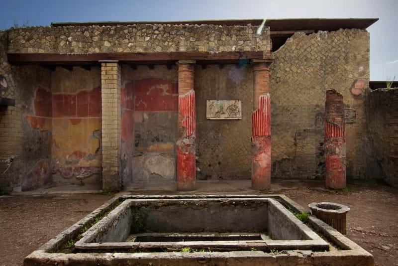 Pompeii & Herculaneum Tour with an archeologist - Thermal baths: Roman leisure, preserved decorations, real atmosphere