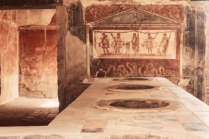 Pompeii Private Tour with an Archaeologist and Skip The Line - 3 hours - Odeon to Teatro Grande: the theaters that changed the mood
