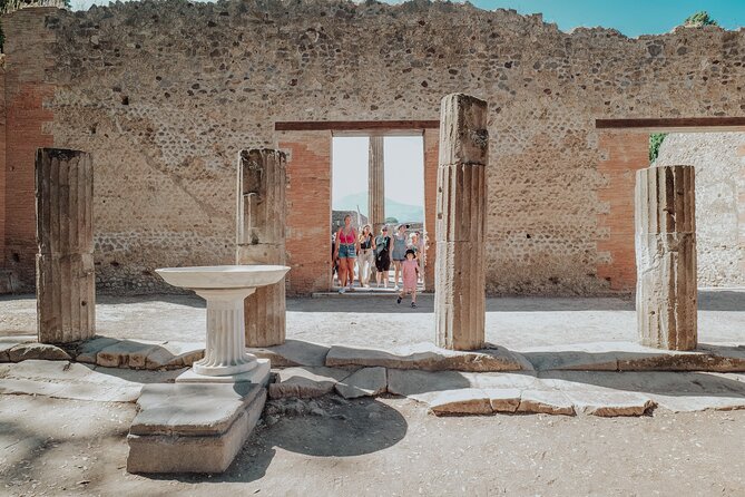 Pompeii Private Tour with an Archaeologist Guide - Should you book this Pompeii private tour?