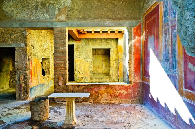 Pompeii ruins and the city of Naples with private transportation - Porta Marina: starting Pompeii the efficient way