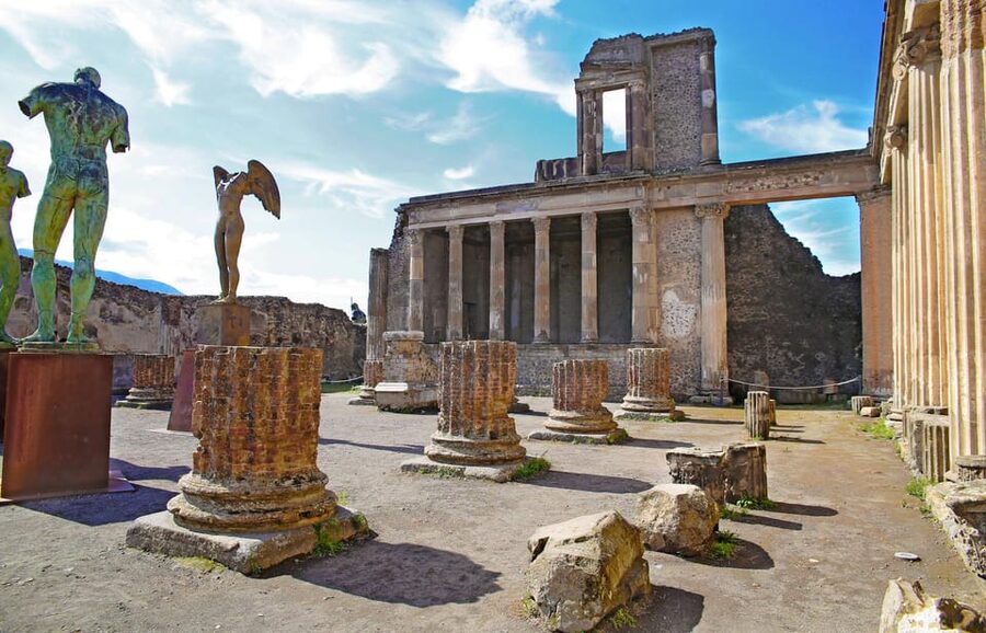Pompeii: Skip-the-Line Entry & Audioguide - What About Villa dei Misteri? Plan Around It