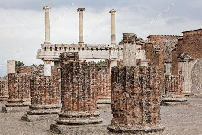 Pompeii Skip-the-Line Entry & Guided Tour with a certified guide - Finding Tempio Travel at Pompei Scavi Villa dei Misteri station