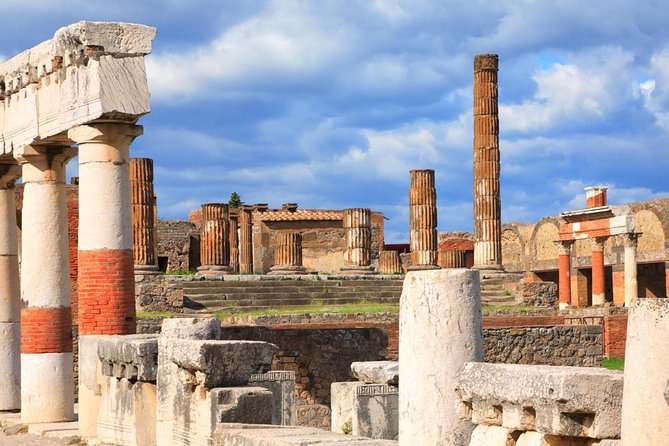 Pompeii Skip-the-Line Entry & Guided Tour with a certified guide - Foro de Pompeya: the city’s center of power and religion